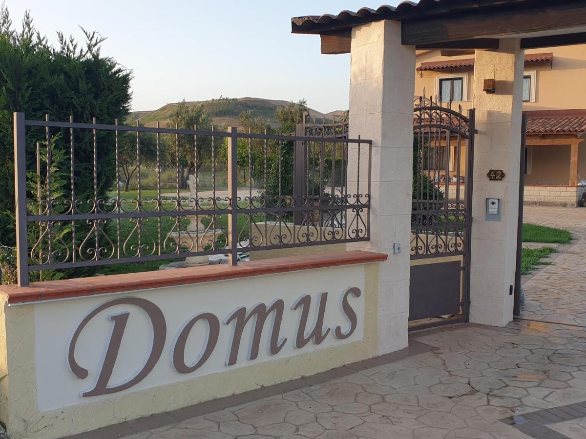 Bed and Breakfast Bb Domus Катандзаро Экстерьер фото