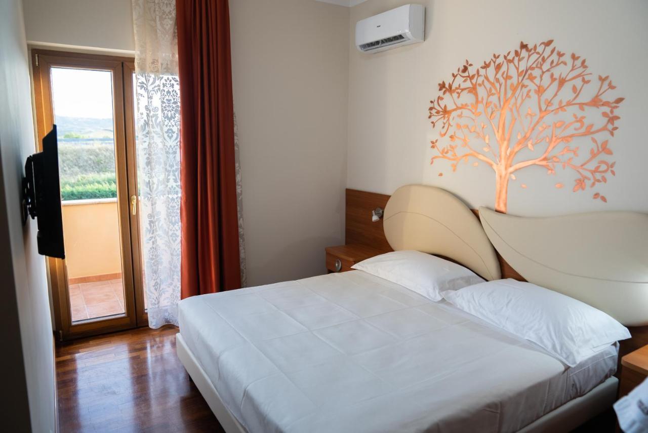 Bed and Breakfast Bb Domus Катандзаро Экстерьер фото