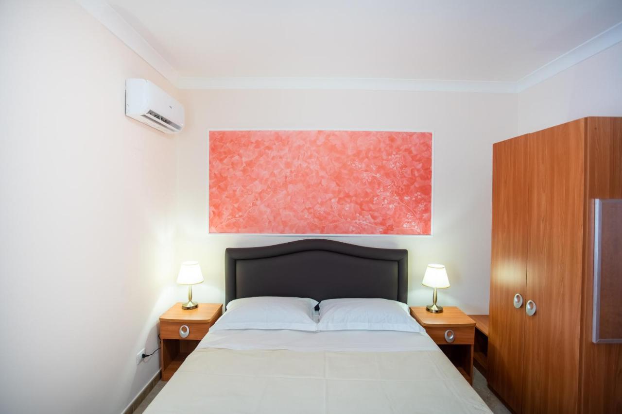 Bed and Breakfast Bb Domus Катандзаро Экстерьер фото
