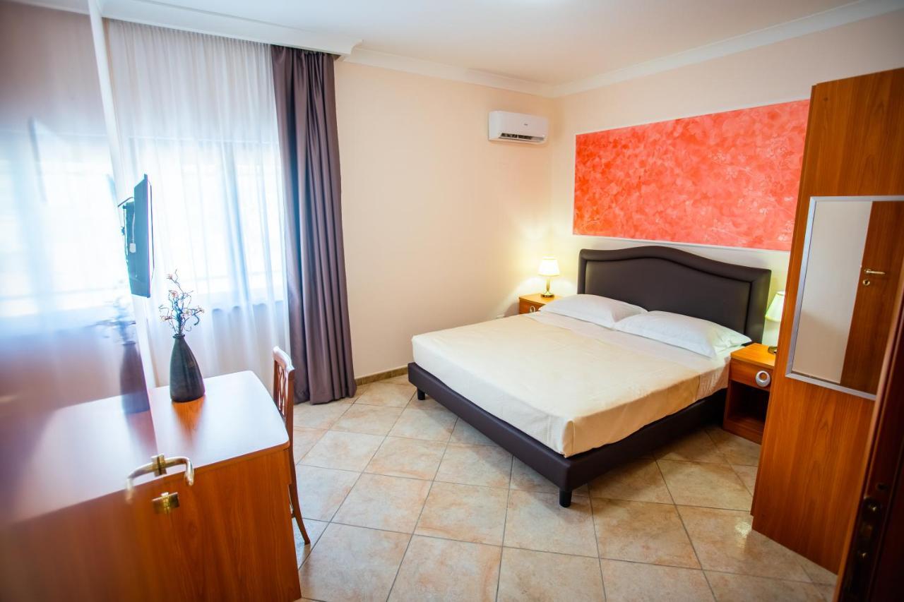 Bed and Breakfast Bb Domus Катандзаро Экстерьер фото