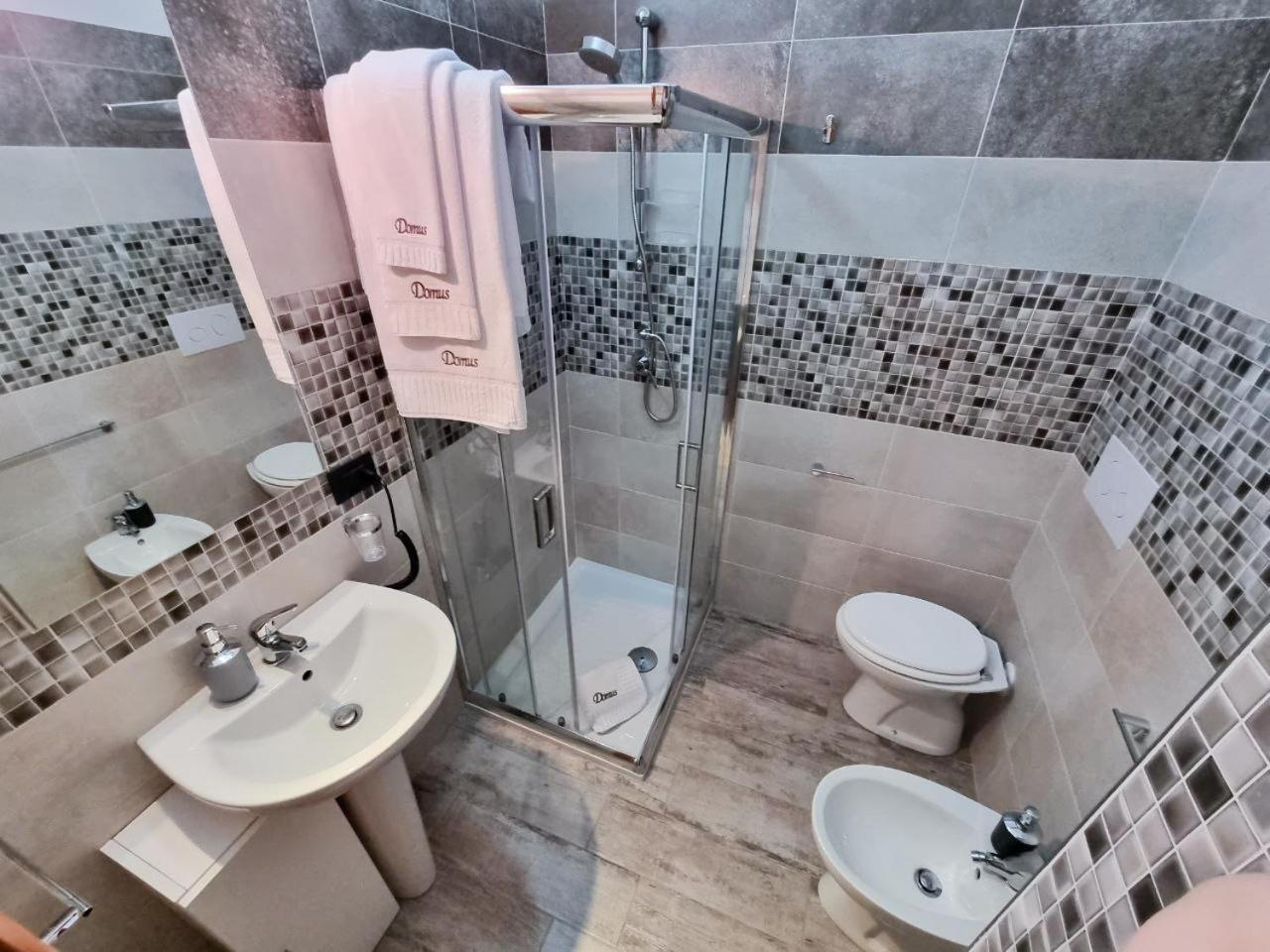 Bed and Breakfast Bb Domus Катандзаро Экстерьер фото